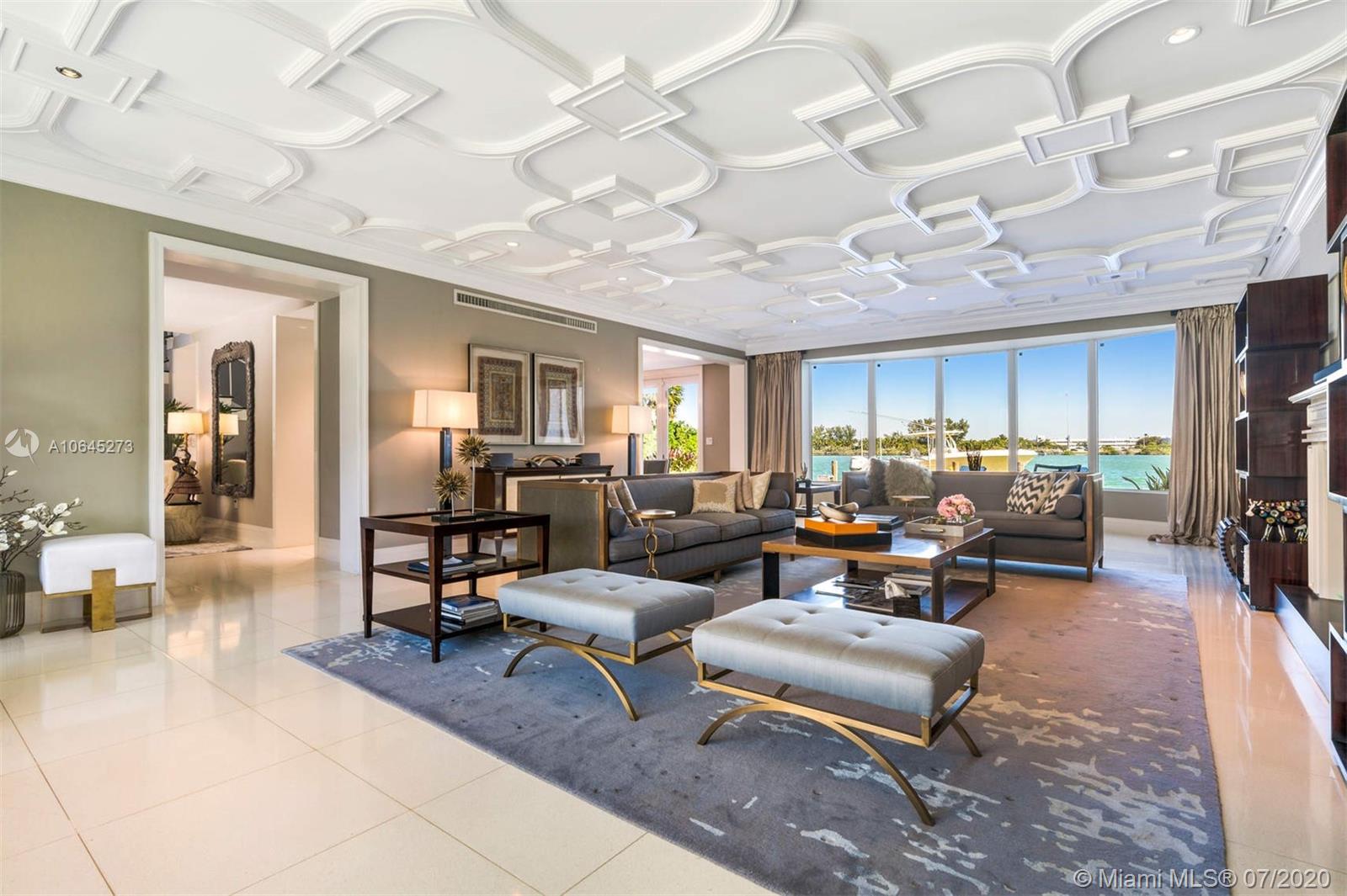 SUNSET ISLANDS-ISLAND NO - Residential