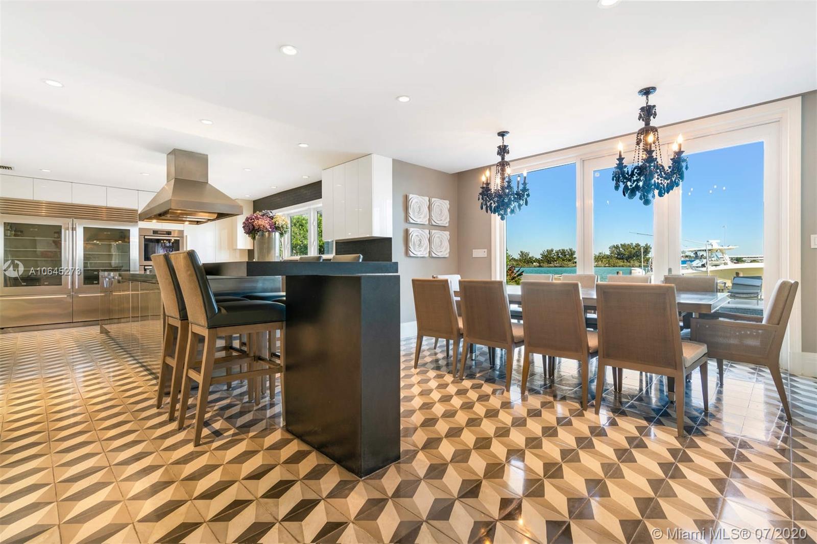 SUNSET ISLANDS-ISLAND NO - Residential