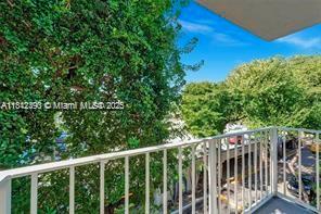 SERENITY ON THE RIVER CON - Residential