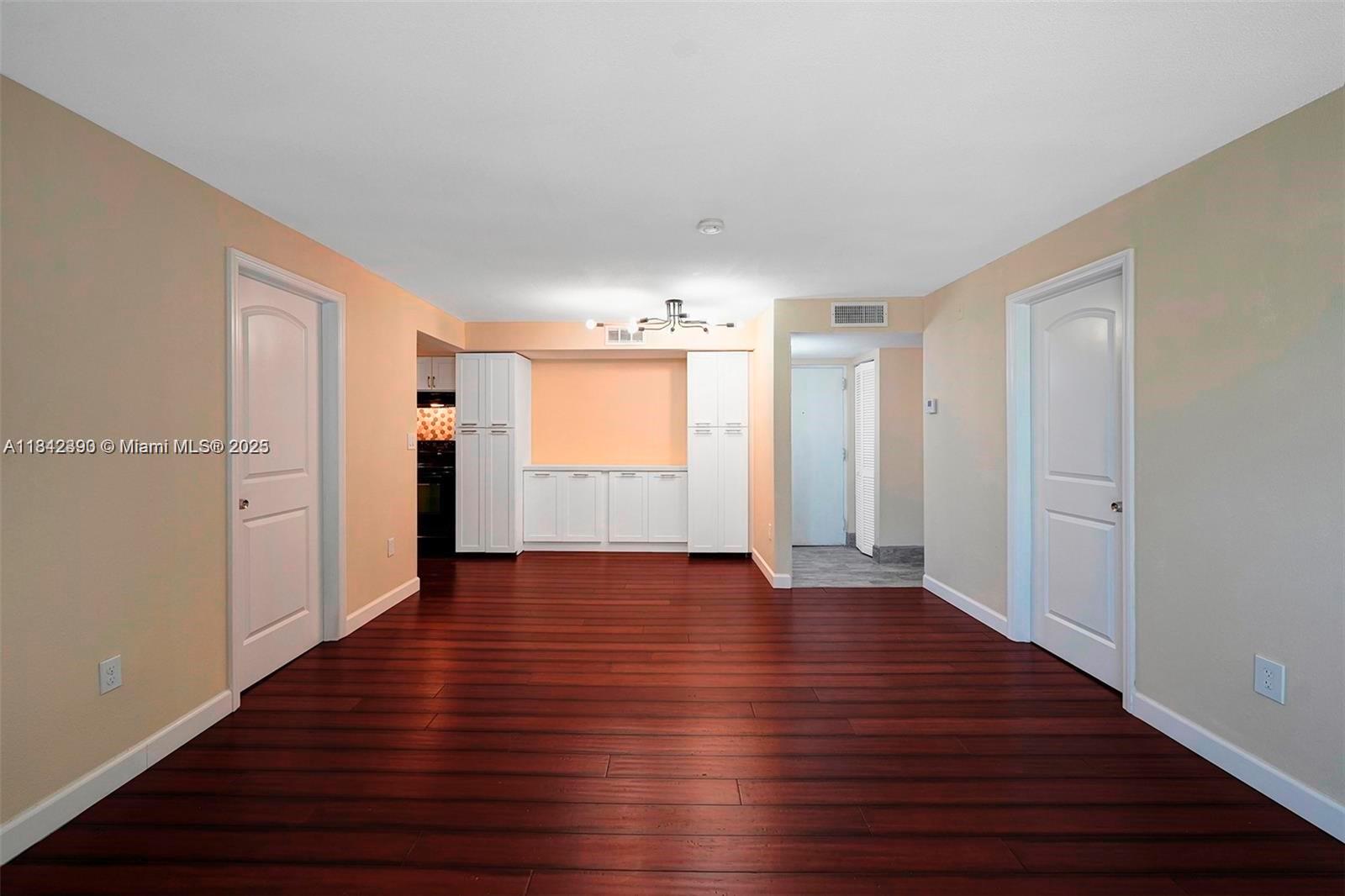 1720 NW N River Dr 411