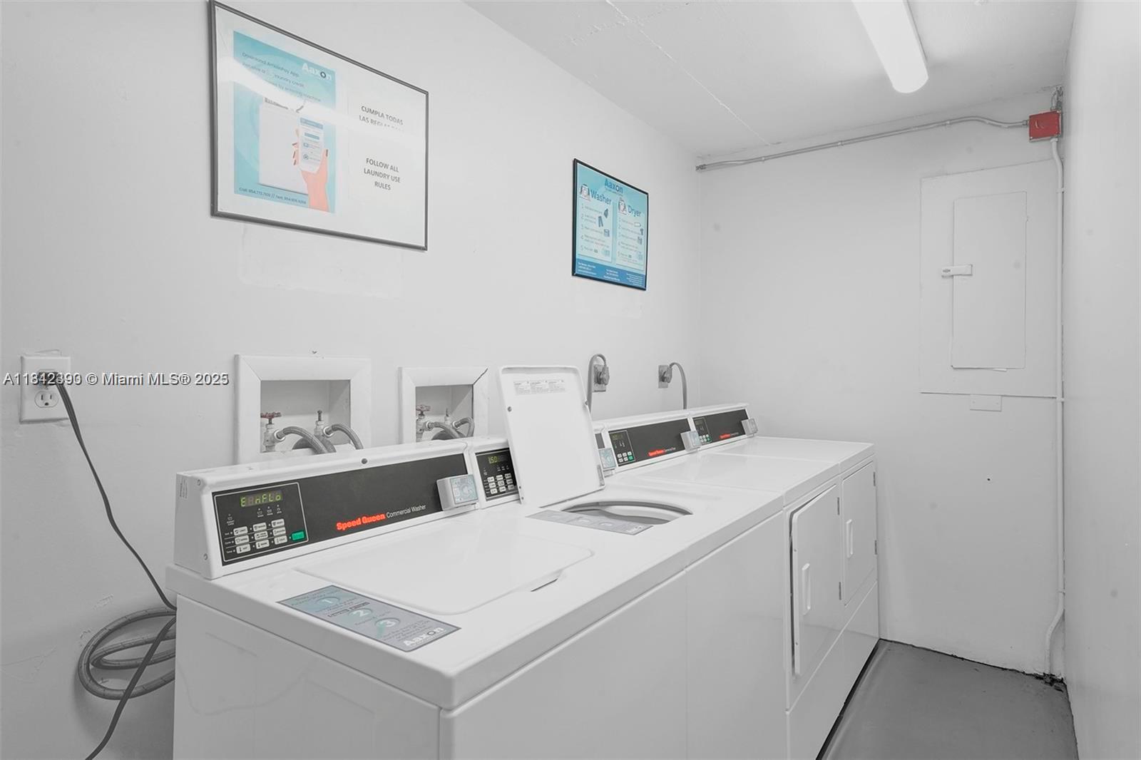 SERENITY ON THE RIVER CON - Residential