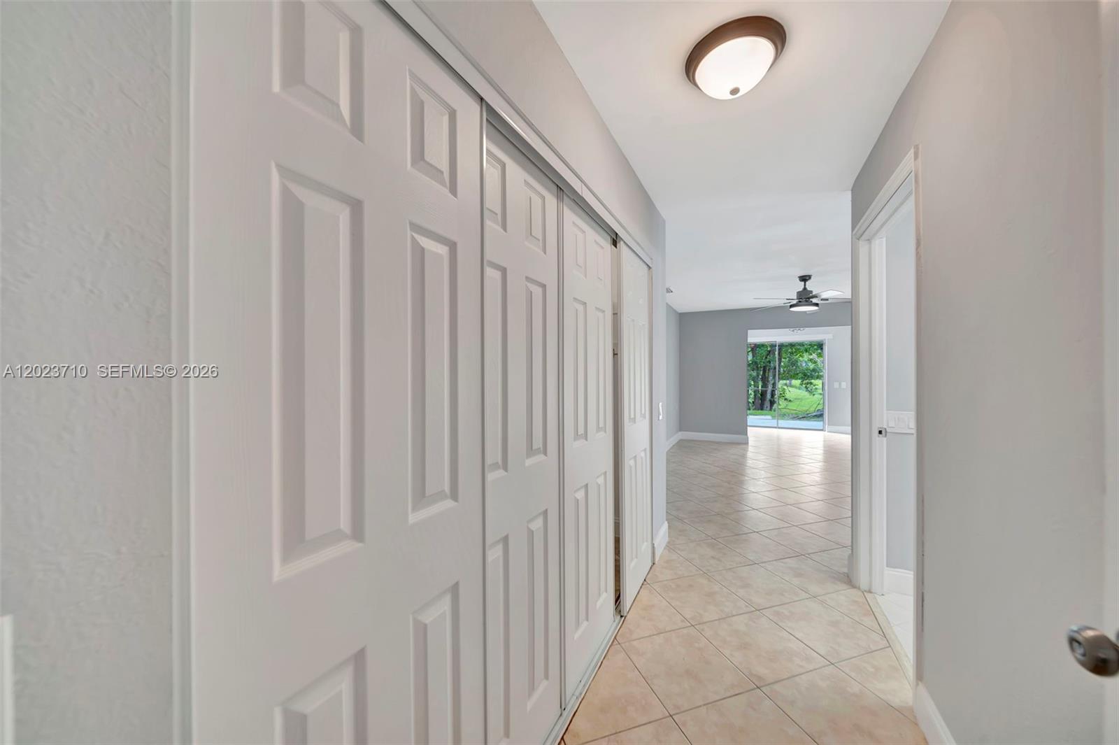 RAMBLING PELICAN WEST CON - Residential Lease