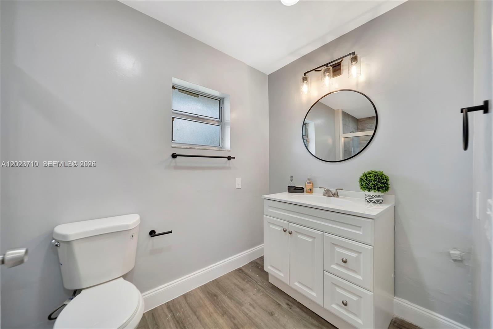 RAMBLING PELICAN WEST CON - Residential Lease