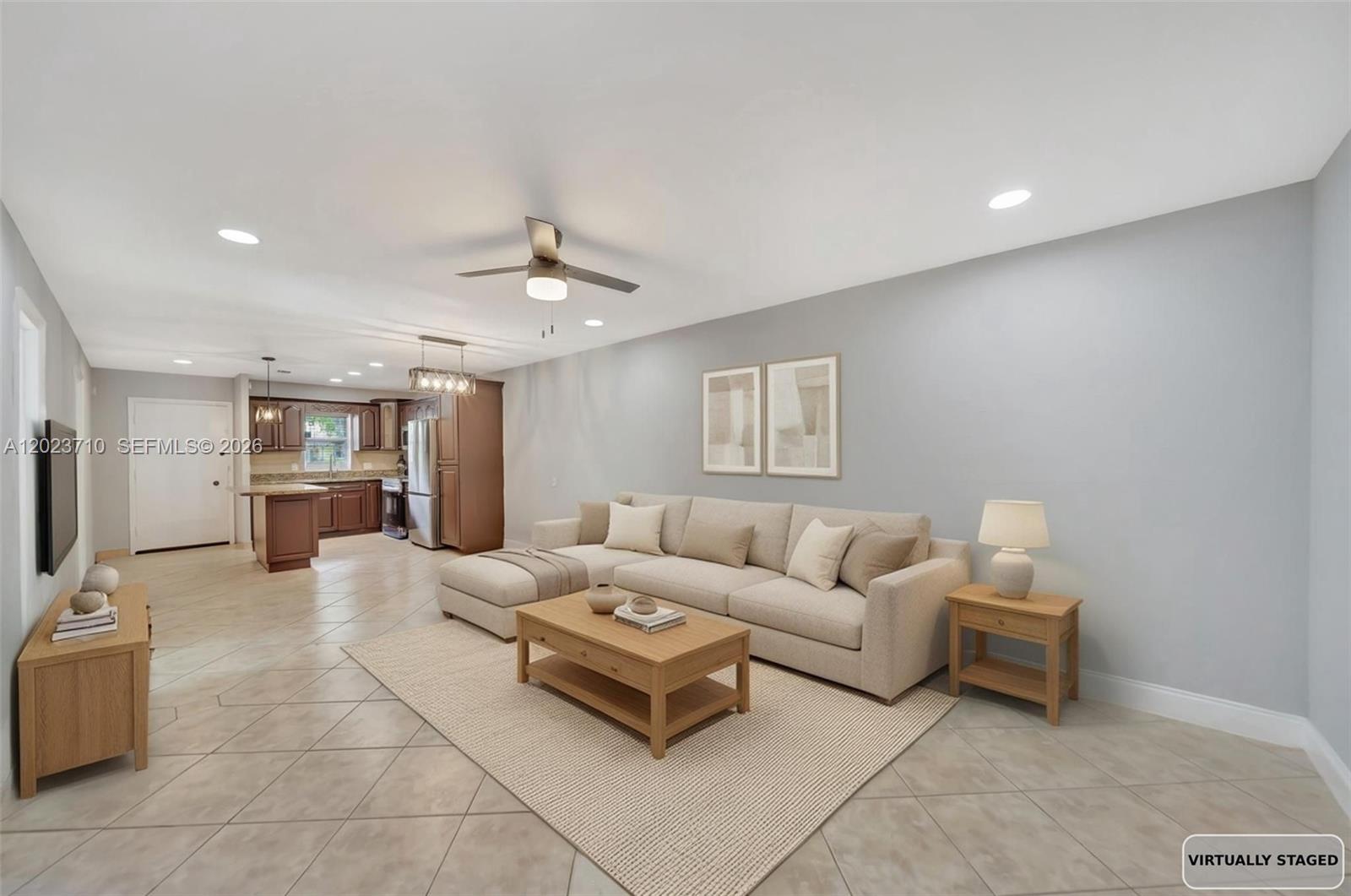 RAMBLING PELICAN WEST CON - Residential Lease