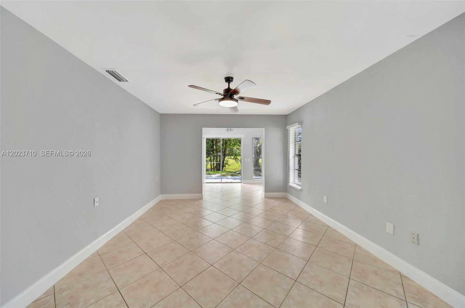 RAMBLING PELICAN WEST CON - Residential Lease