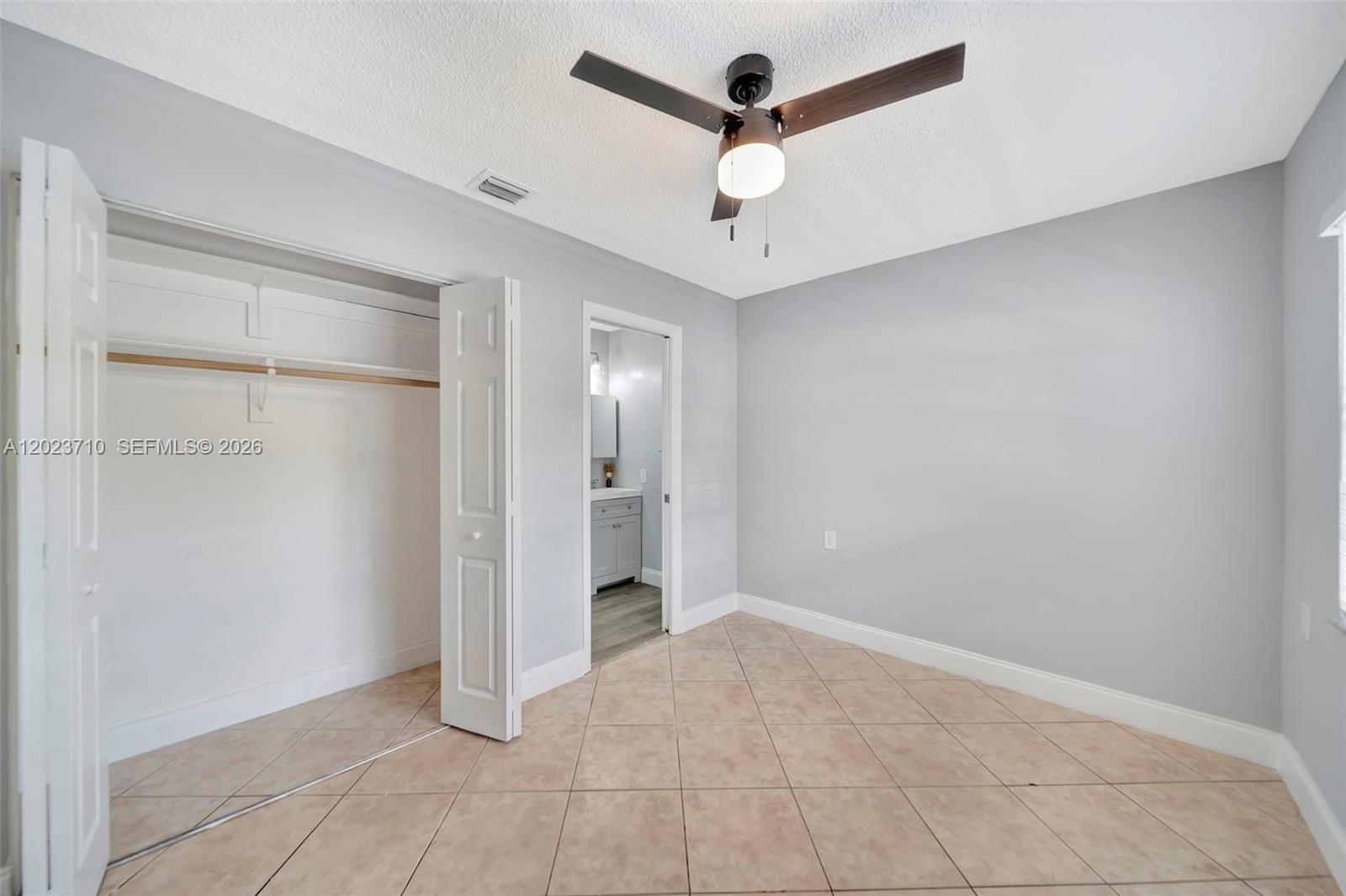 RAMBLING PELICAN WEST CON - Residential Lease