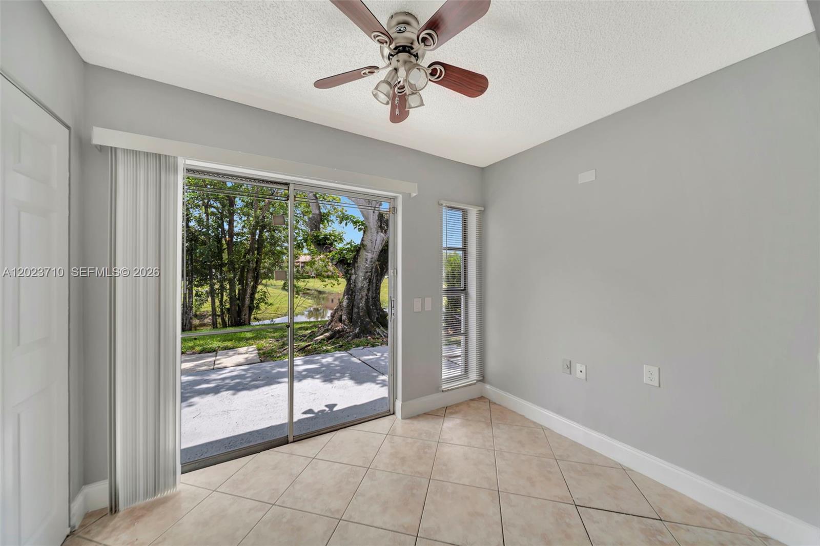 RAMBLING PELICAN WEST CON - Residential Lease