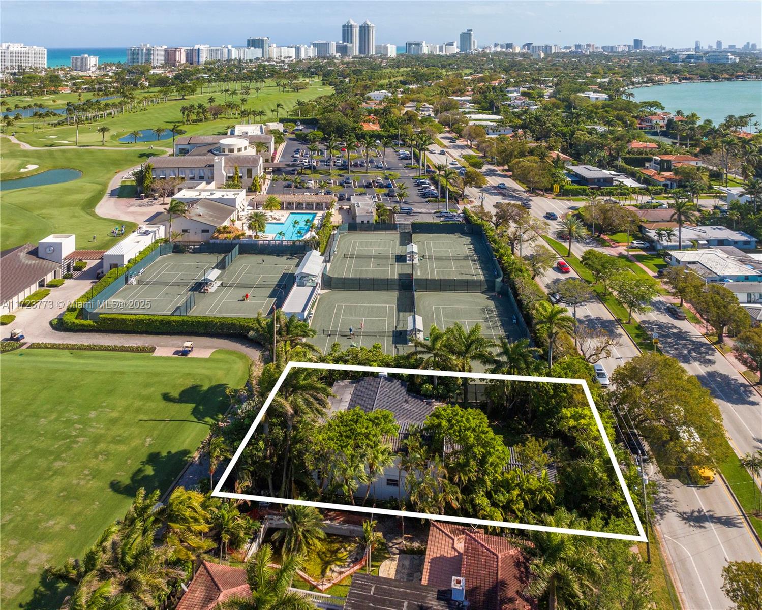 LA GORCE GOLF SUB - Residential