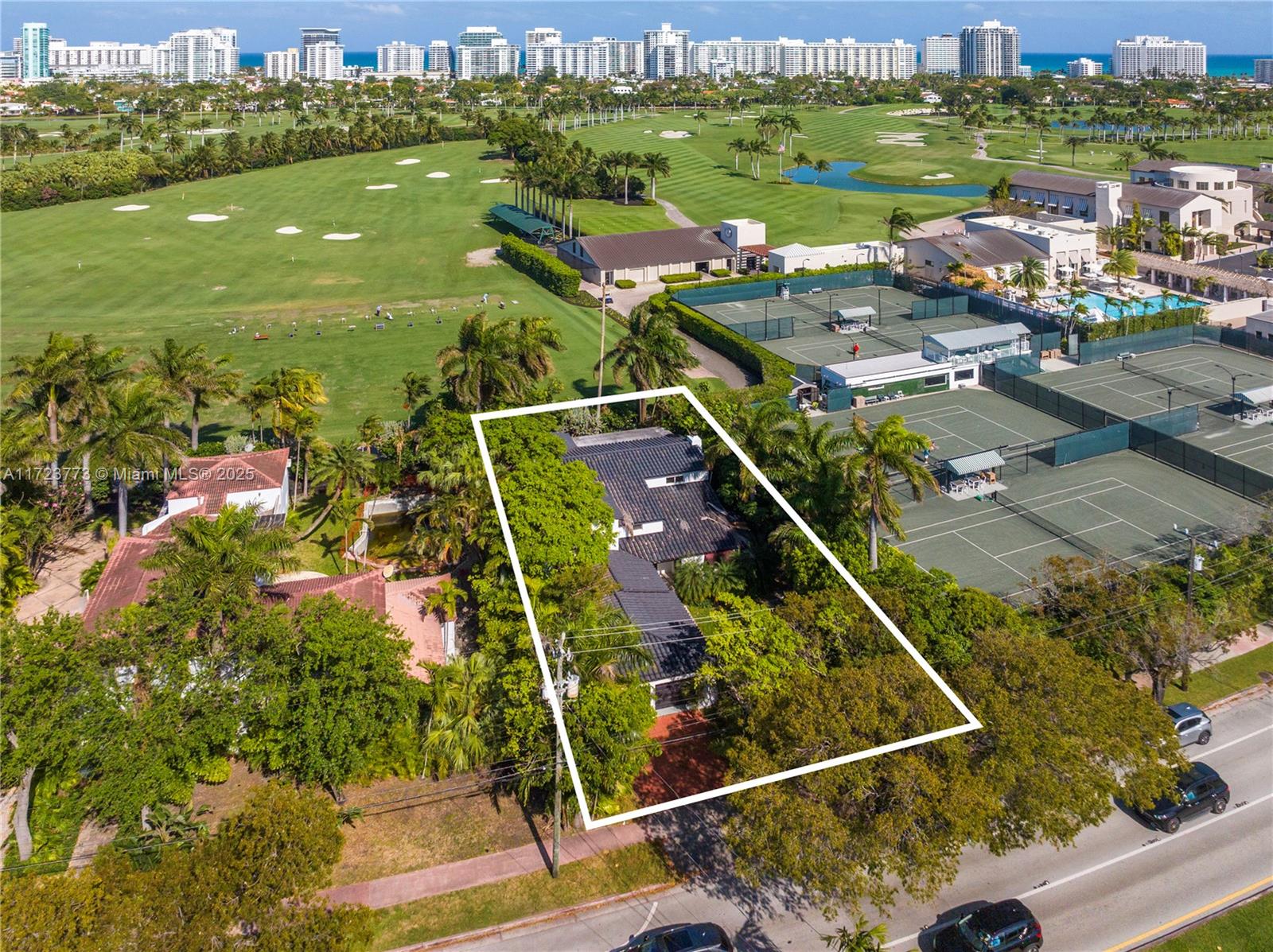 LA GORCE GOLF SUB - Residential