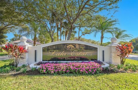 Photo of 4123 W Lake Estates Dr, Davie, FL 33328 (MLS # A11794311)