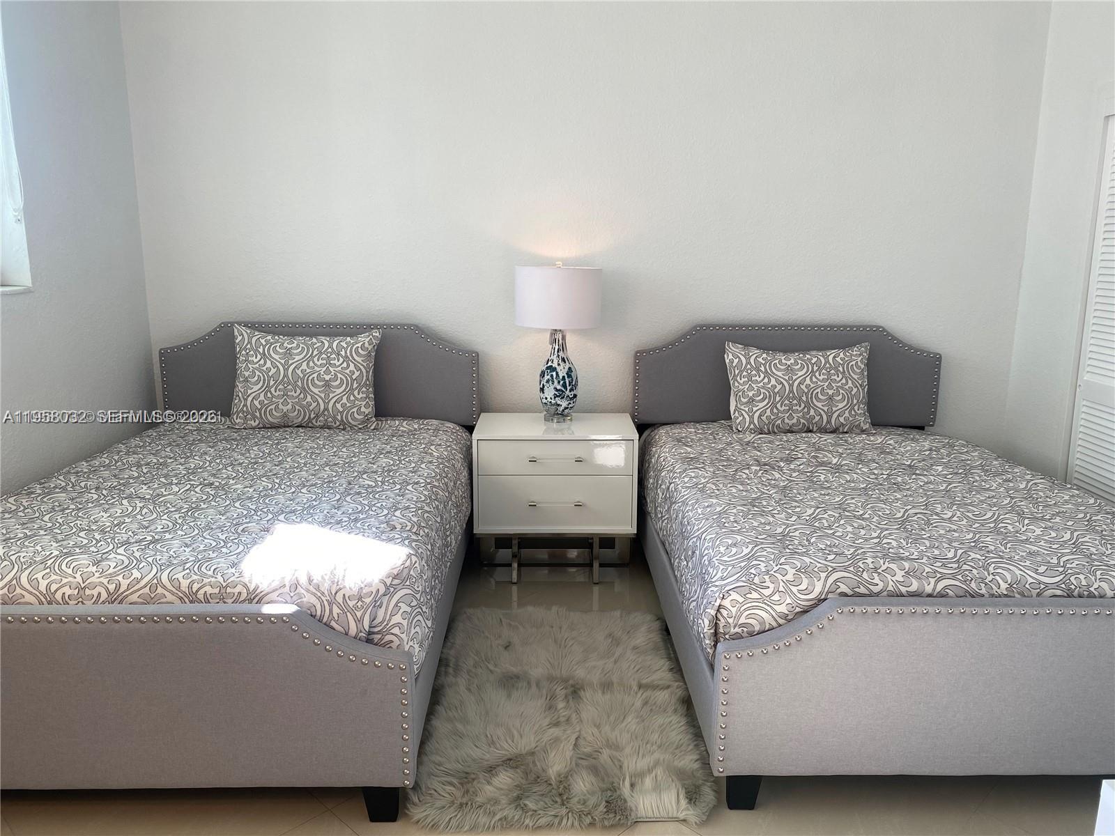 TIDES ON HOLLYWOOD BEACH - Residential