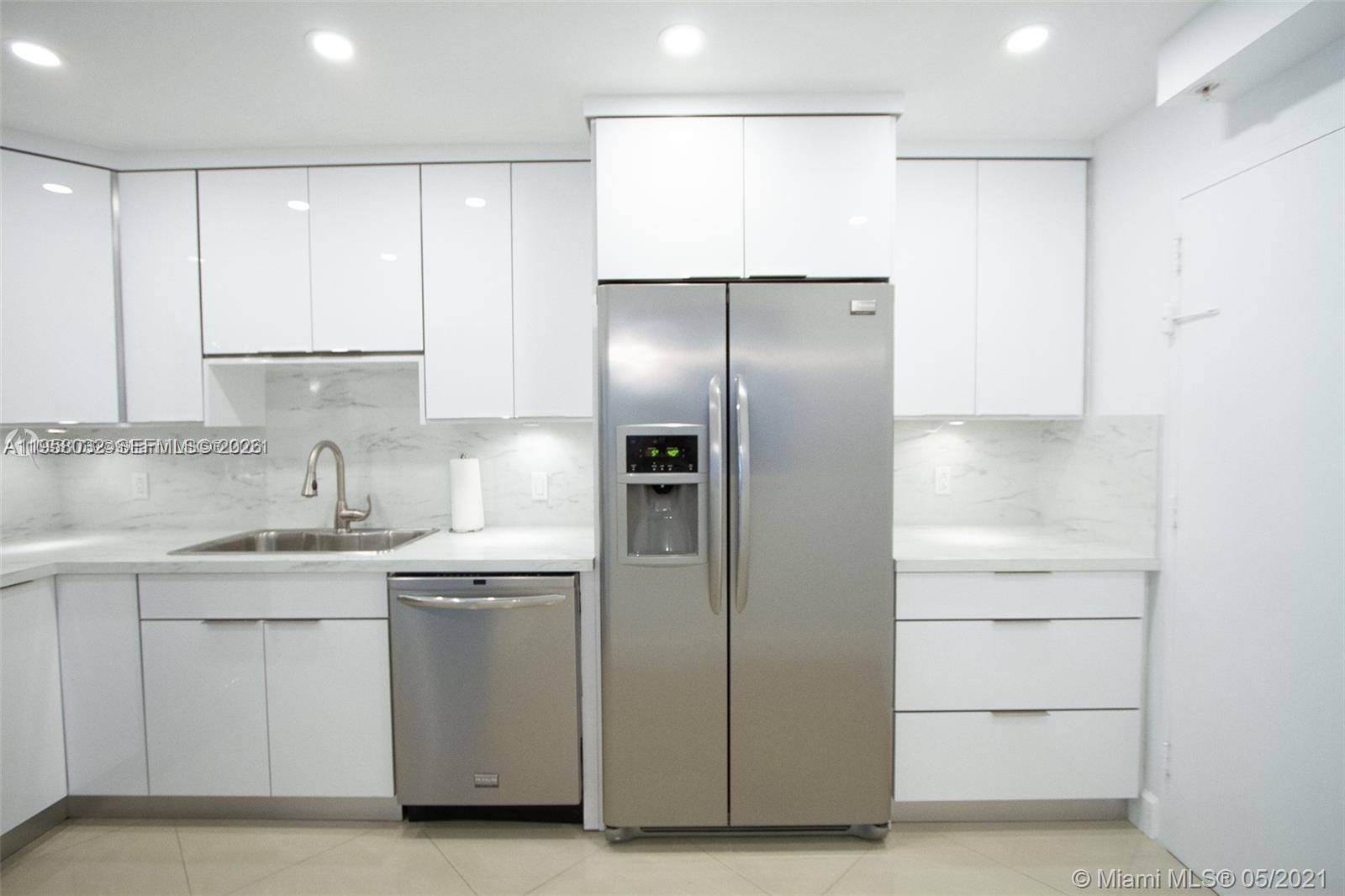 TIDES ON HOLLYWOOD BEACH - Residential