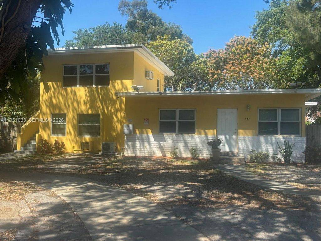 Photo of 655 NE 122nd St, North Miami, FL 33161 (MLS # A11951063)