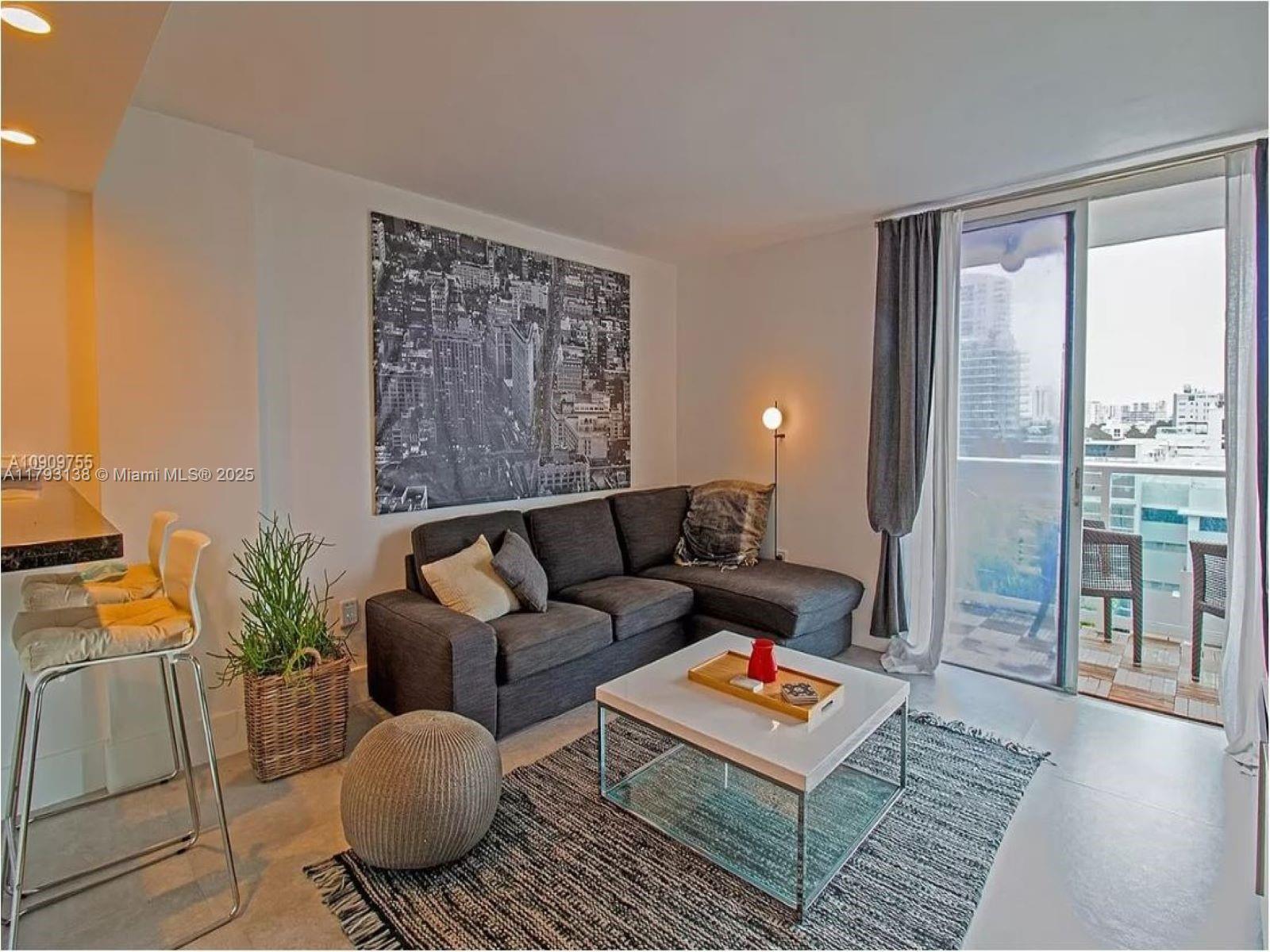 Rental Property at 1035 West Ave 802, Miami Beach, Miami-Dade County, Florida - Bedrooms: 1 
Bathrooms: 1  - $2,400 MO.