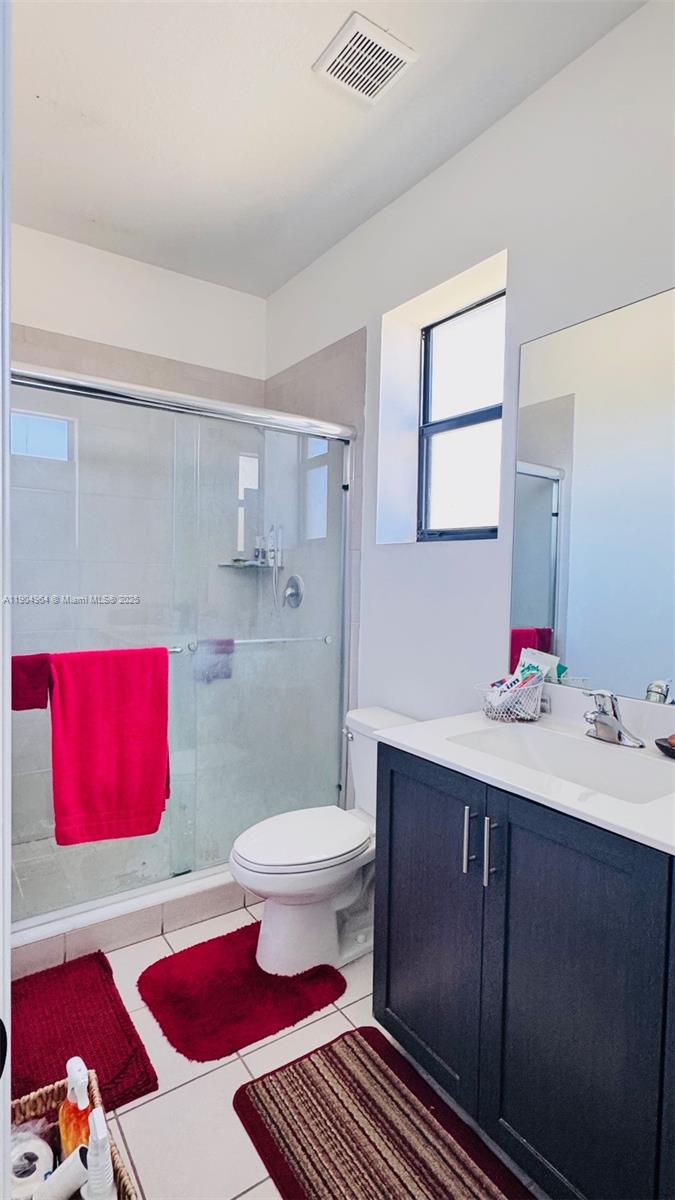 VIA VENTURA NEIGHBORHOOD - Residential