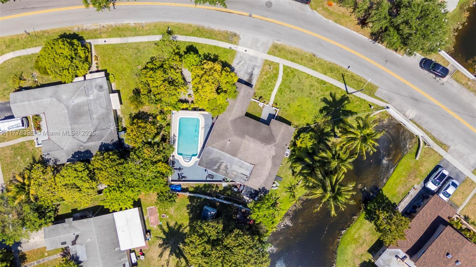 LAUDERDALE LAKES NORTH GA - Residential