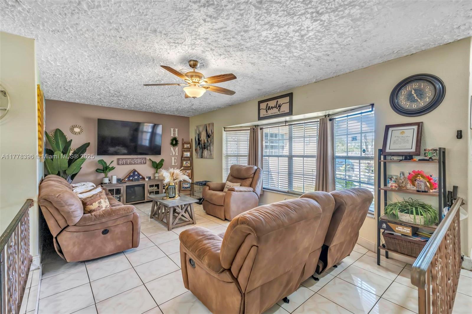 LAUDERDALE LAKES NORTH GA - Residential