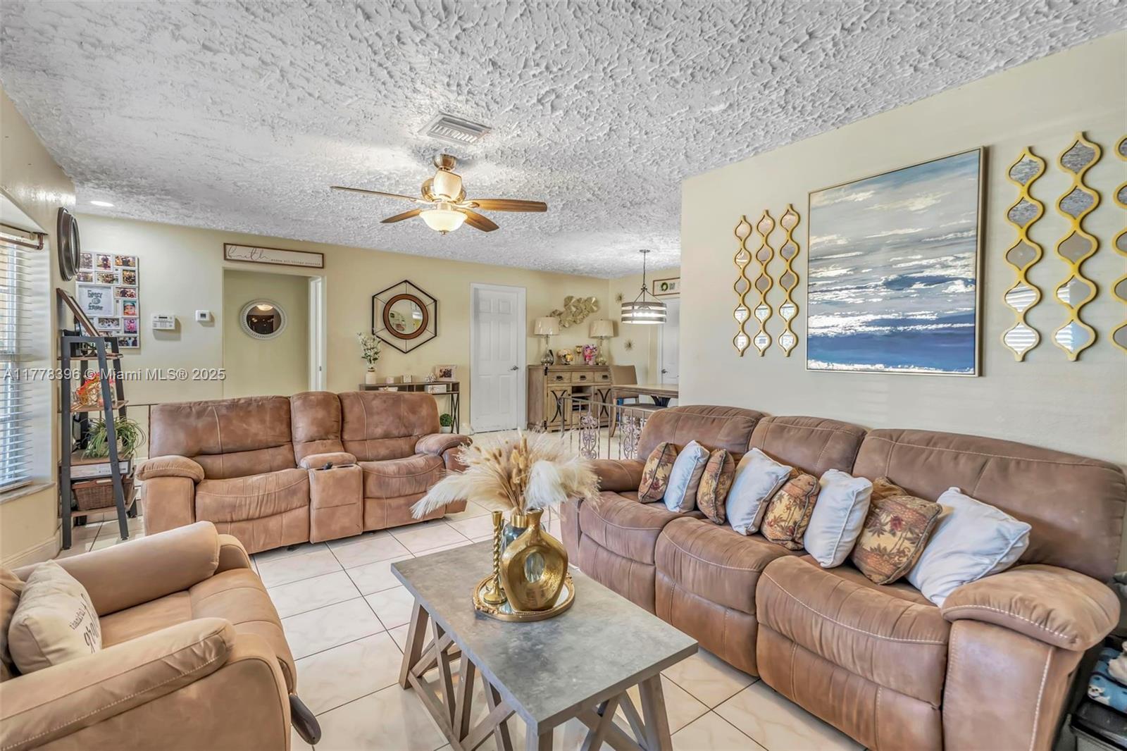 LAUDERDALE LAKES NORTH GA - Residential