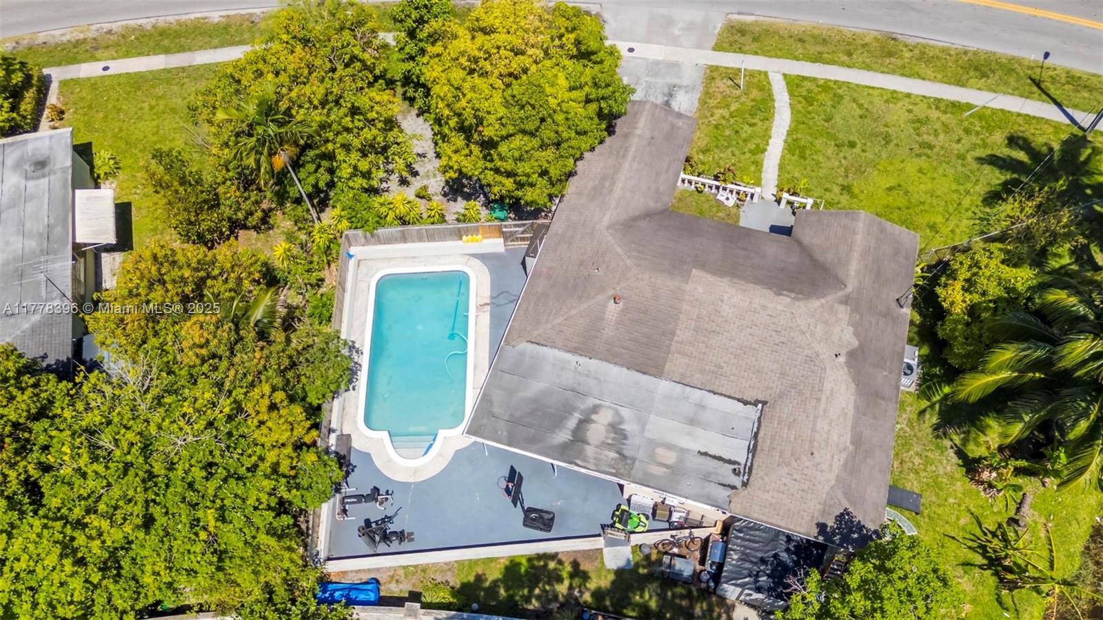 LAUDERDALE LAKES NORTH GA - Residential