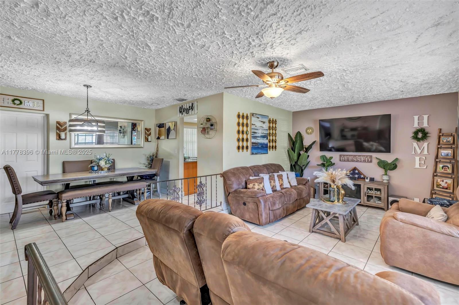 LAUDERDALE LAKES NORTH GA - Residential