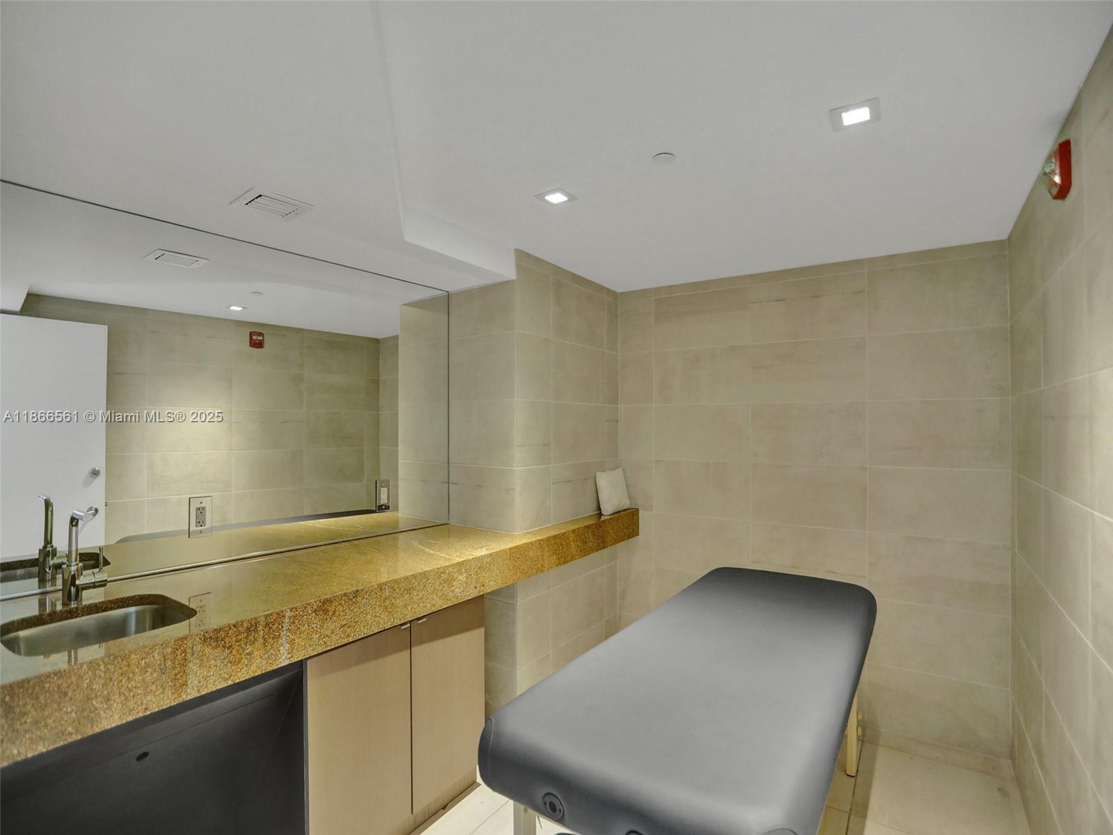 PELORO - Residential