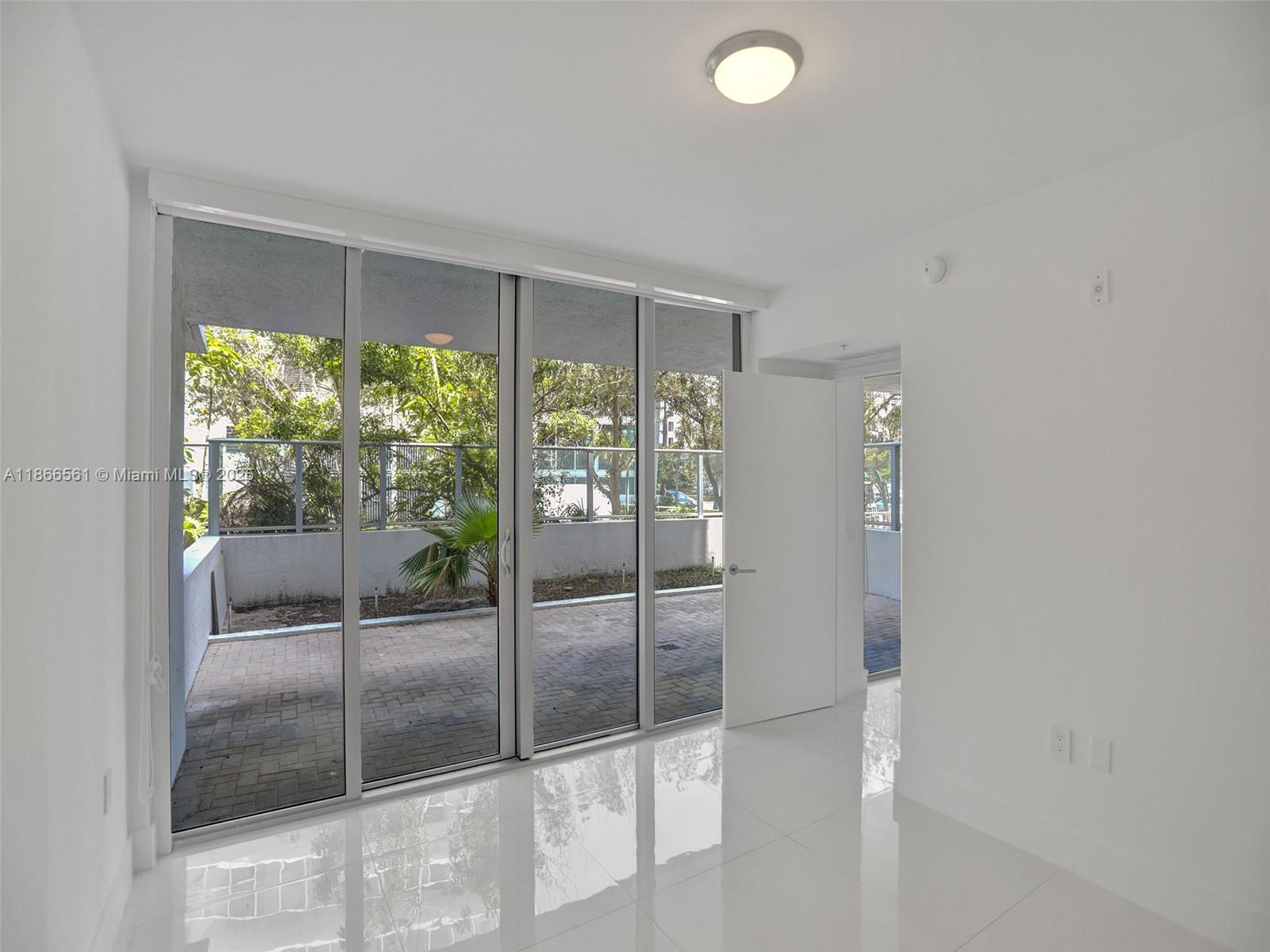 6620 INDIAN CREEK 114
