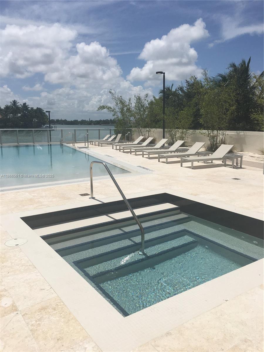 PELORO - Residential