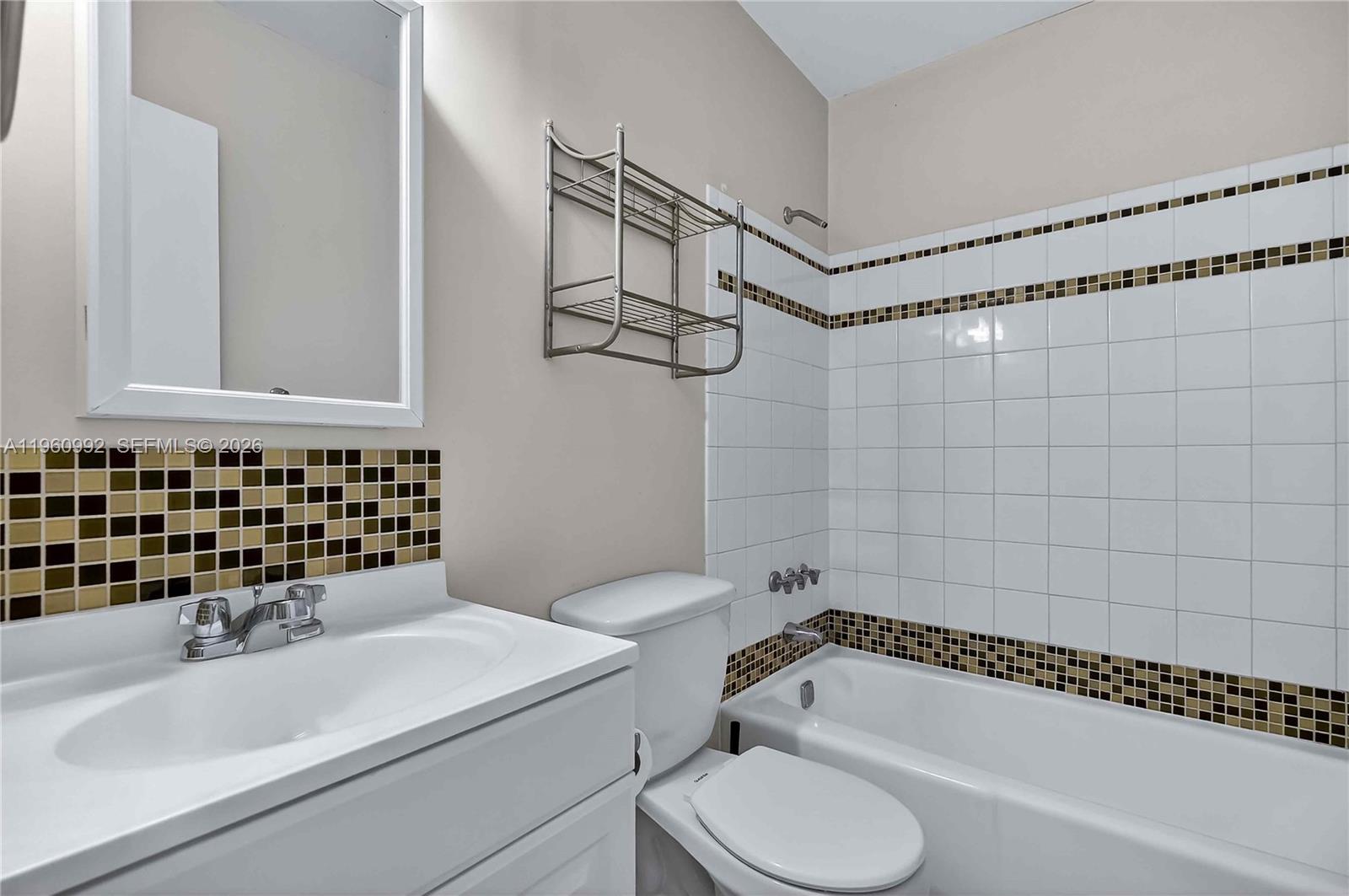 EL JARDIN - Residential