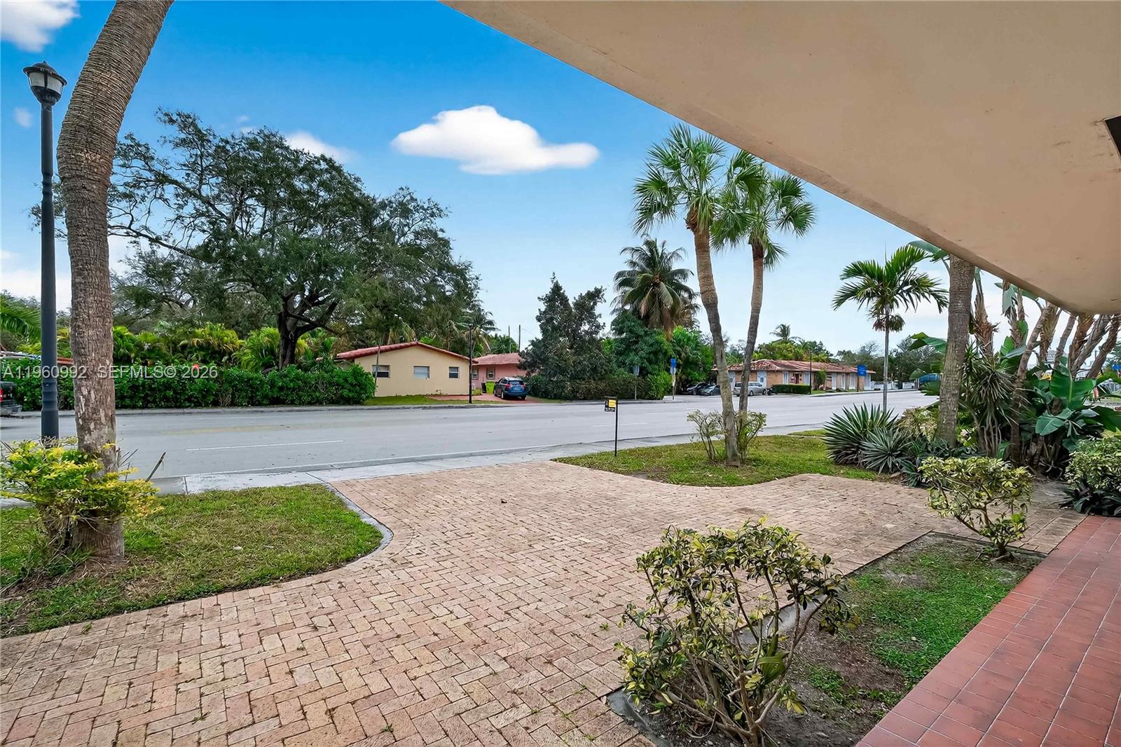 EL JARDIN - Residential