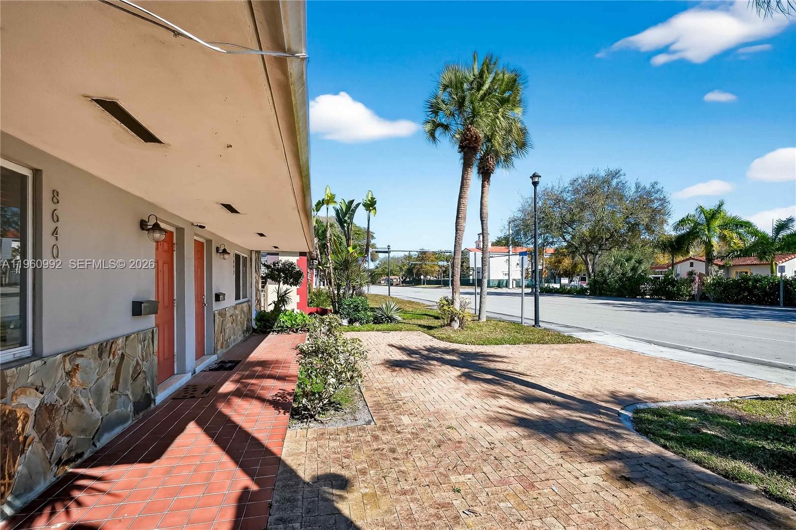 EL JARDIN - Residential