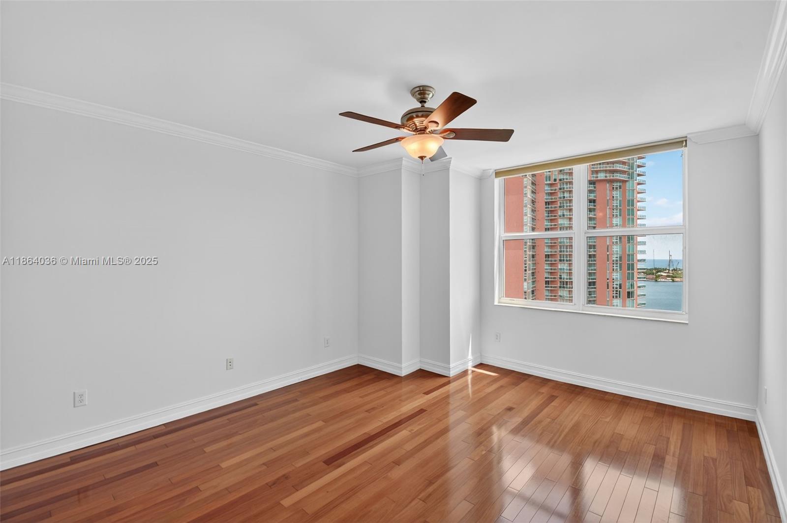 AVENTURA MARINA CONDO NUM - Residential