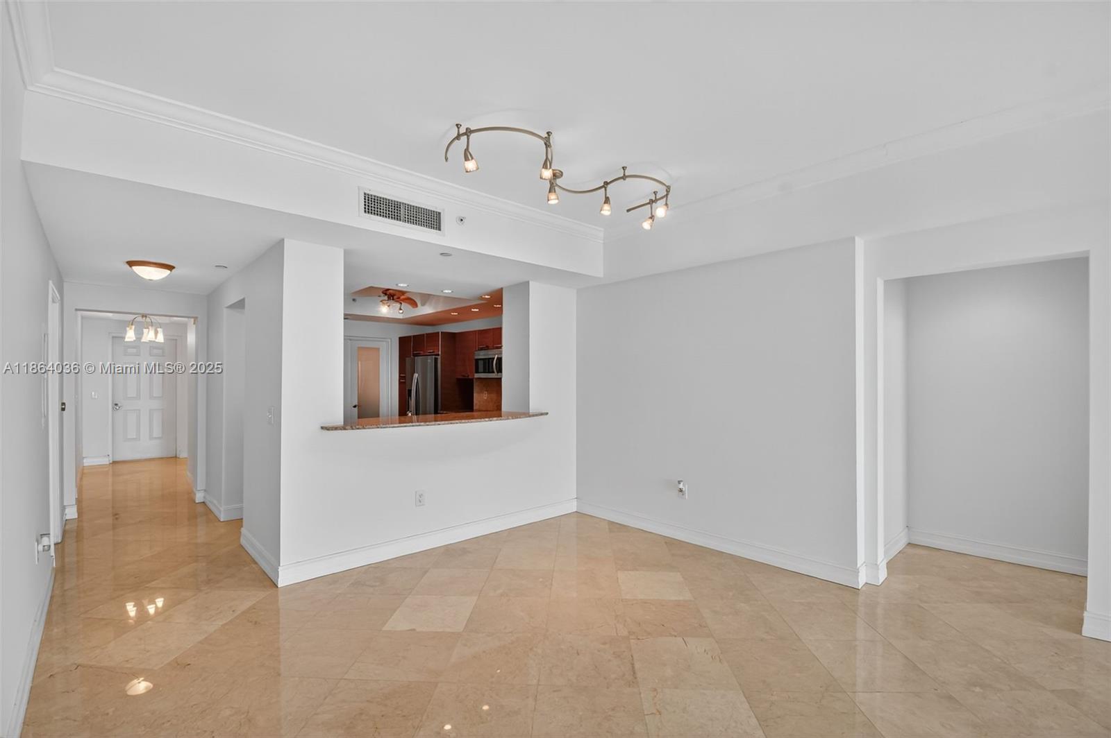 AVENTURA MARINA CONDO NUM - Residential