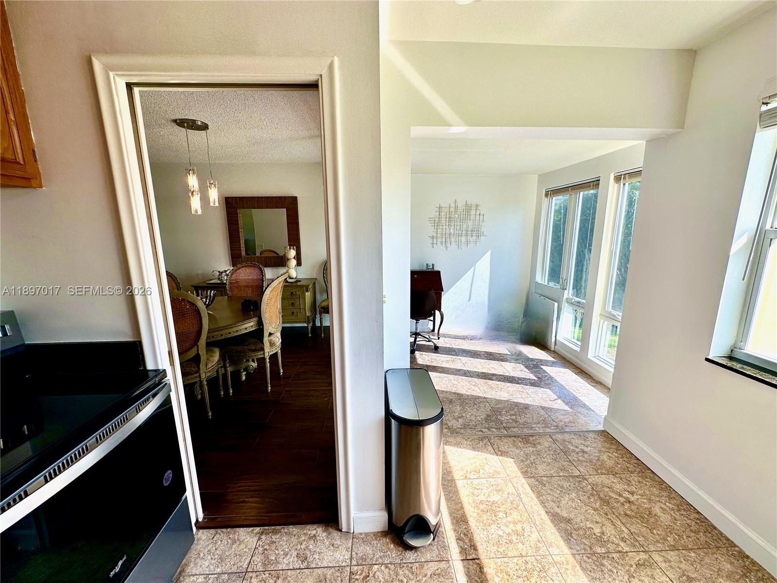 COLONIAL CLUB CONDO SEC 1 - Residential