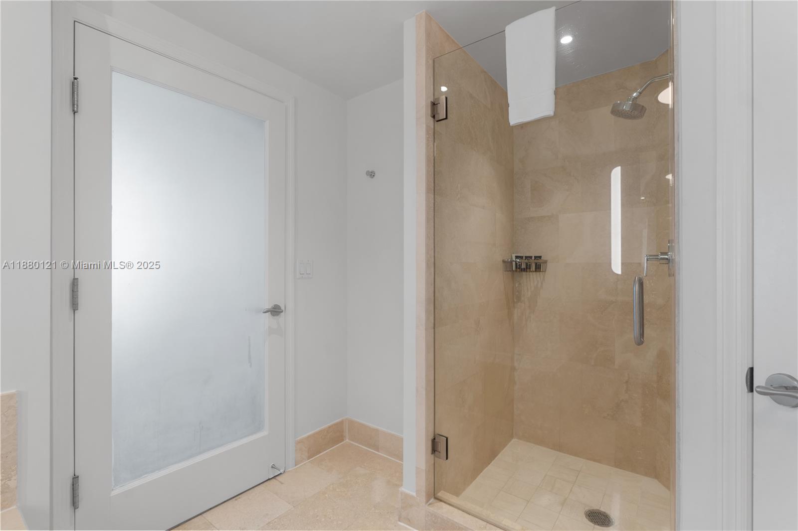 FONTAINEBLEAU II CONDO - Residential