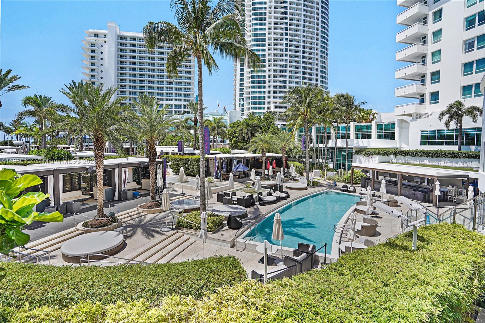 FONTAINEBLEAU II CONDO - Residential