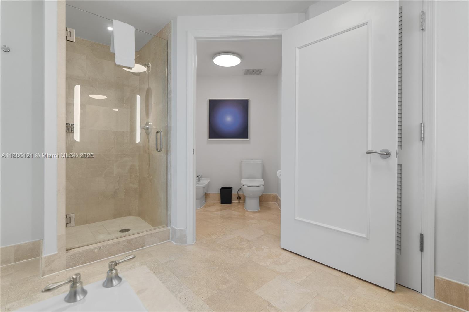 FONTAINEBLEAU II CONDO - Residential