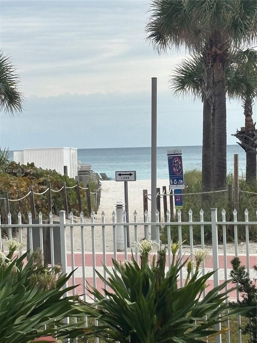 THE SURF CONDO - Residential Lease