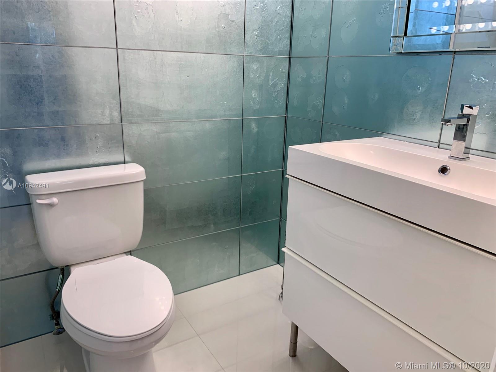 KEYSTONE BAY CONDO - Residential Lease