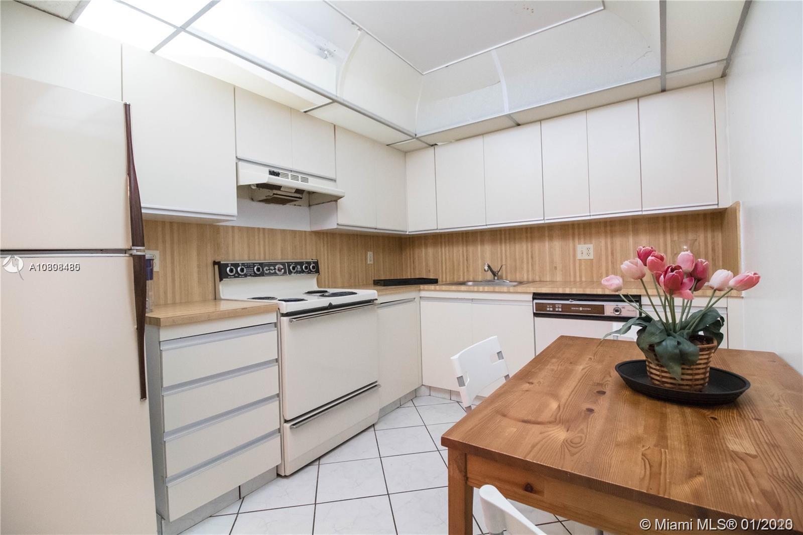 OLYMPUS CONDO - Residential