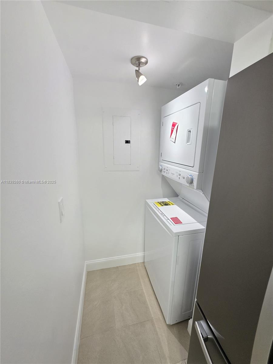 ROYAL GRAND CONDO - Residential