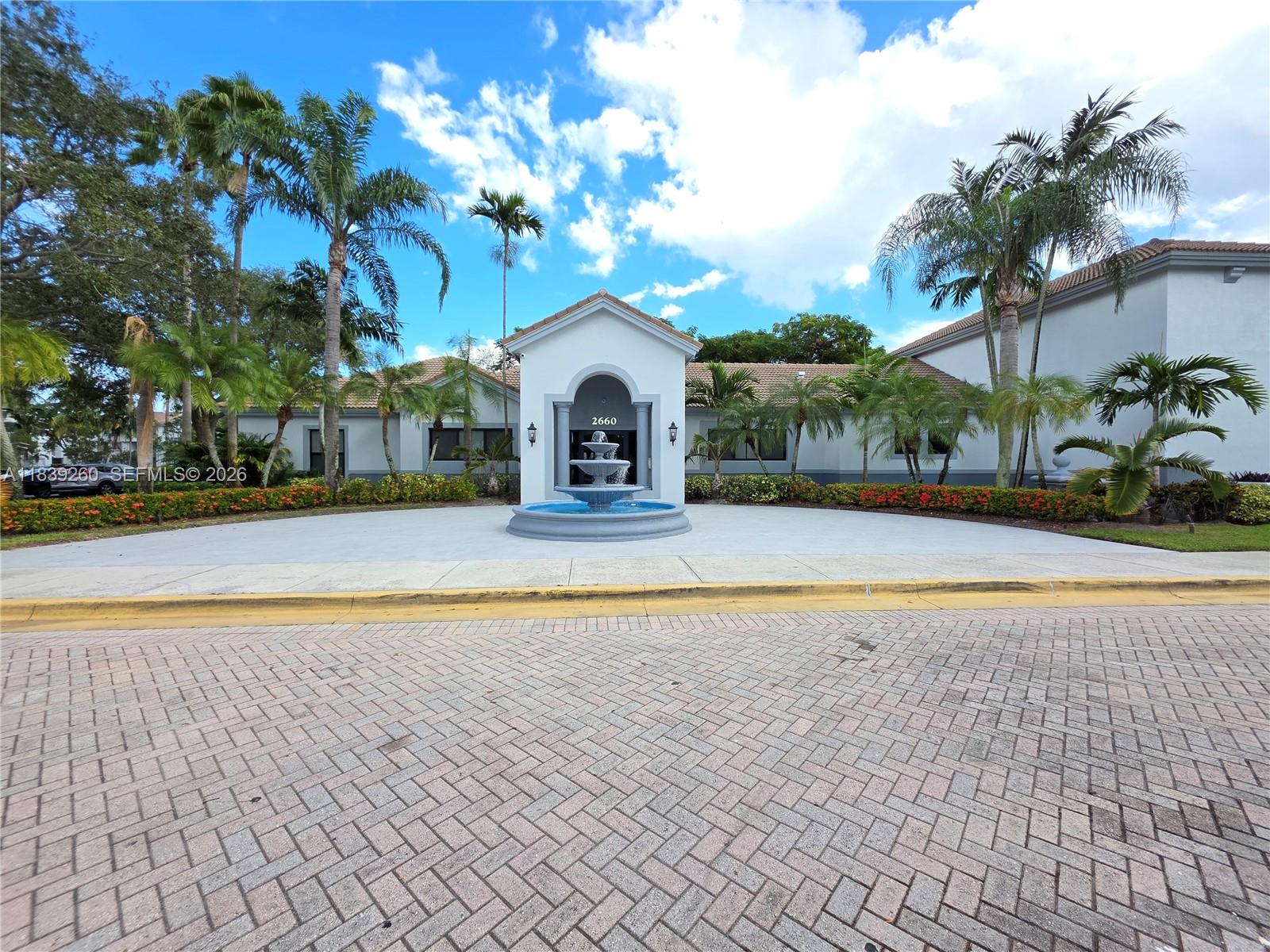 ROYAL GRAND CONDO - Residential