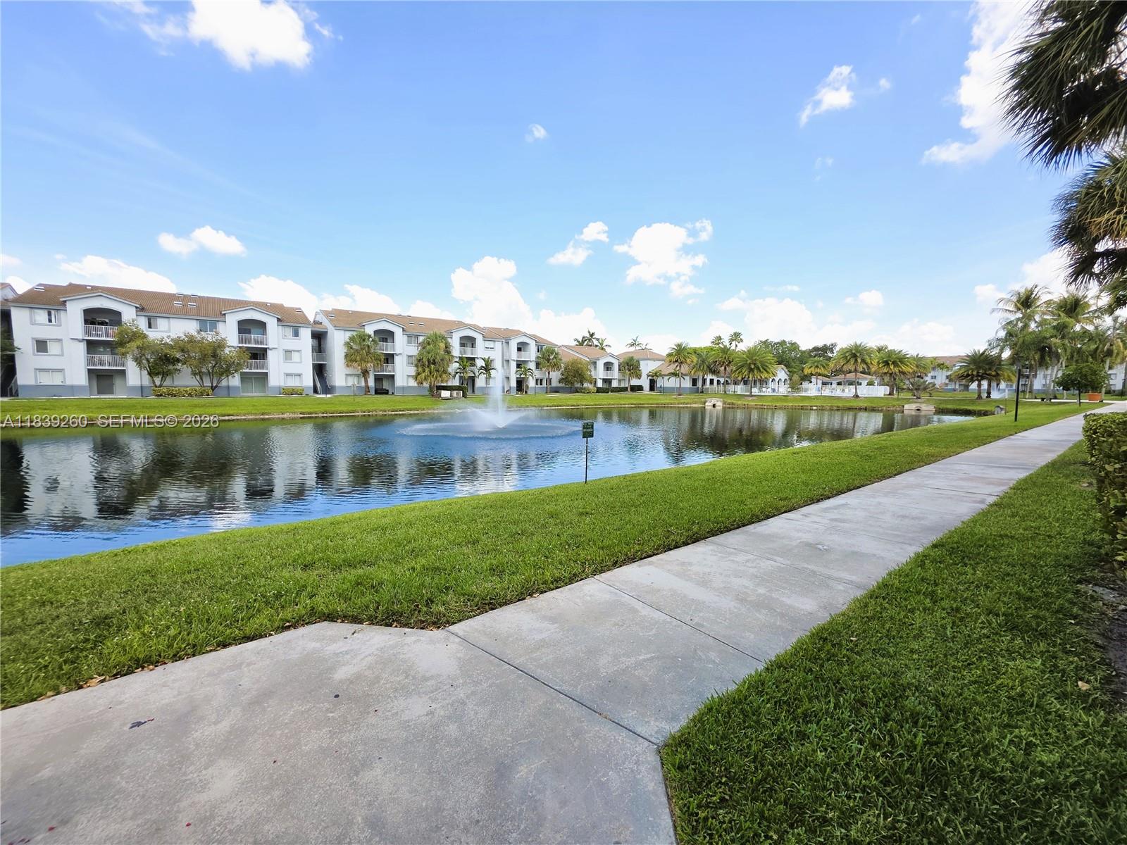 ROYAL GRAND CONDO - Residential