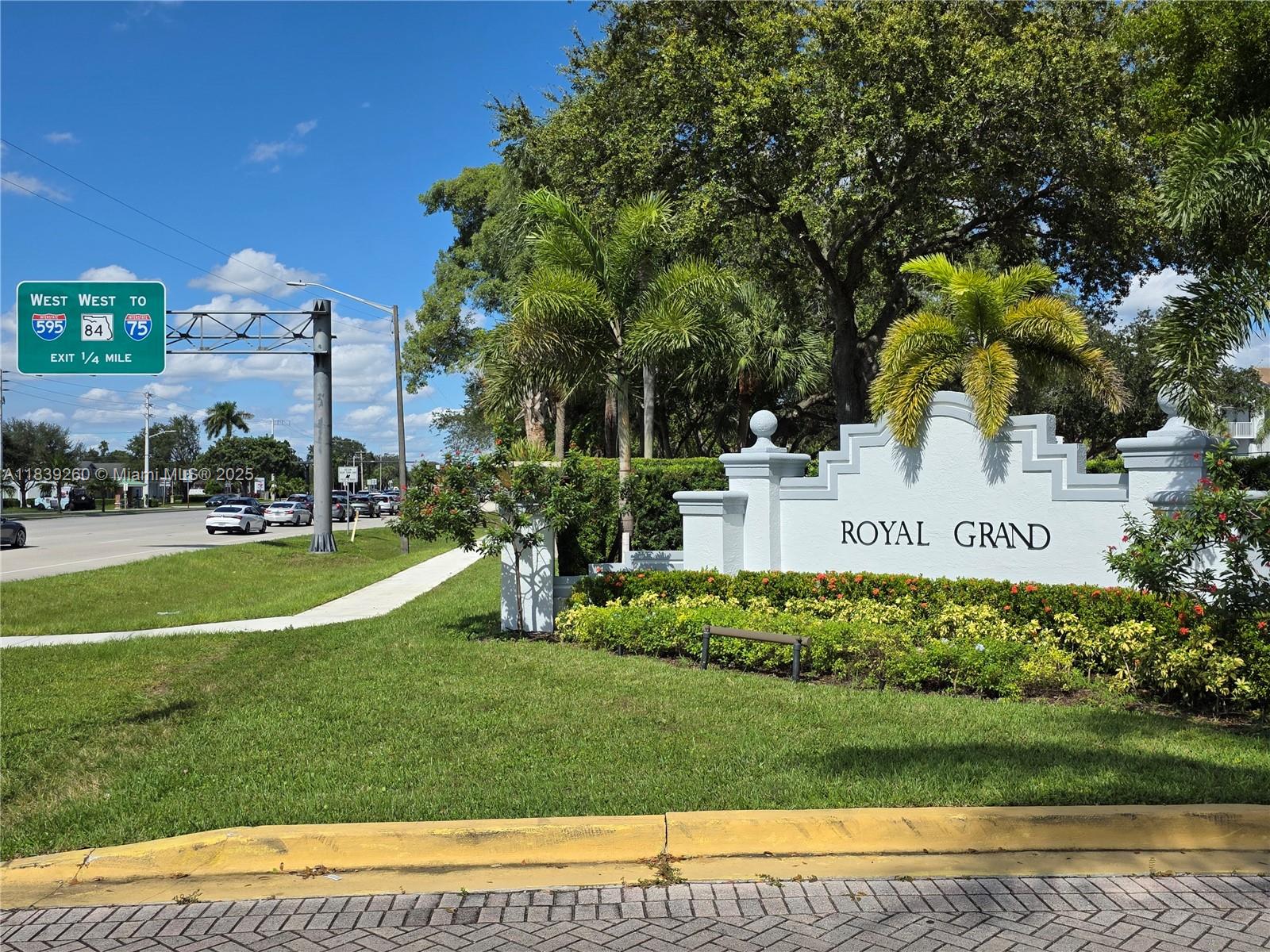 ROYAL GRAND CONDO - Residential