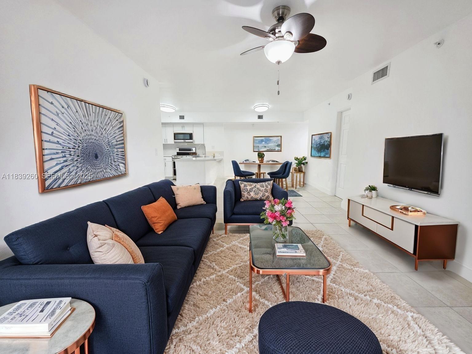 ROYAL GRAND CONDO - Residential