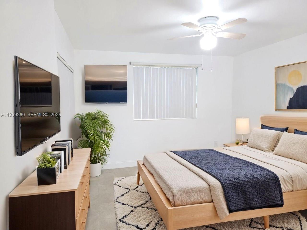 ROYAL GRAND CONDO - Residential