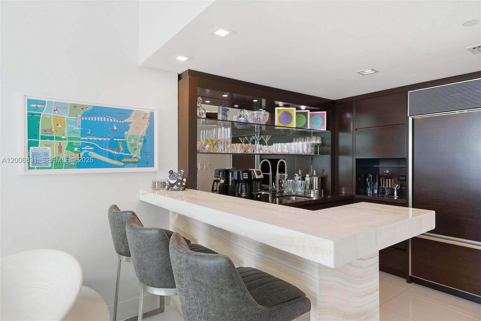 6801 Collins Ave PH01/02