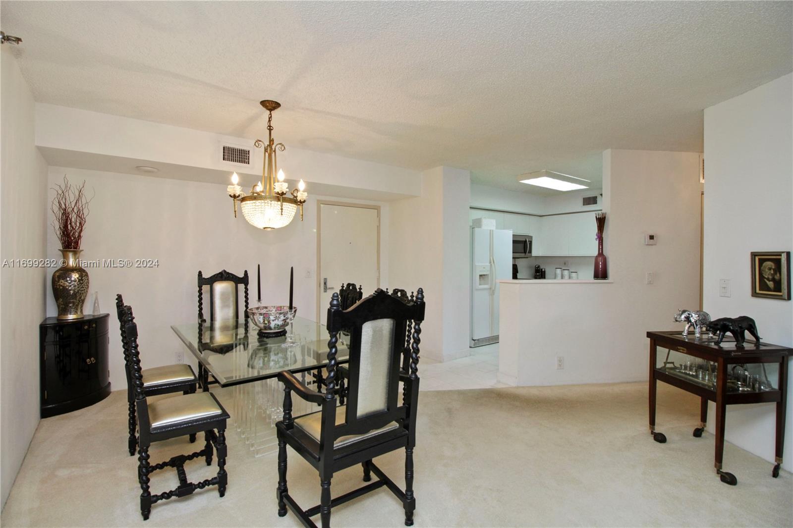 MYSTIC POINTE TOWER 600 C - Residential