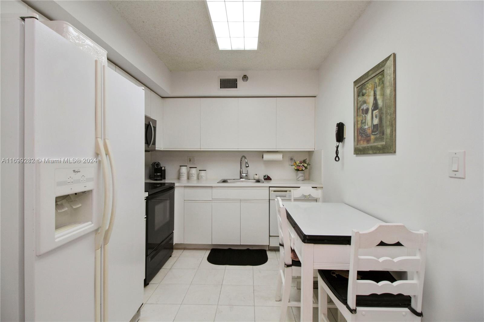 MYSTIC POINTE TOWER 600 C - Residential