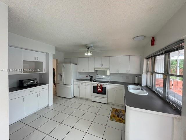 GALE RANCH ESTS - Residential