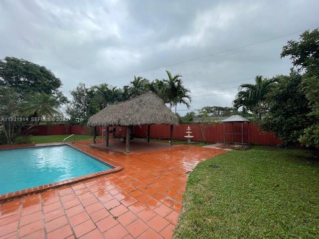 GALE RANCH ESTS - Residential